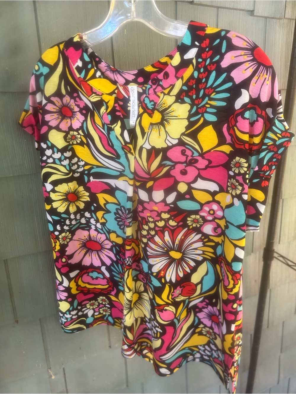 Dear scarlet Floral V-Neck Women’s Top in Multi-Color